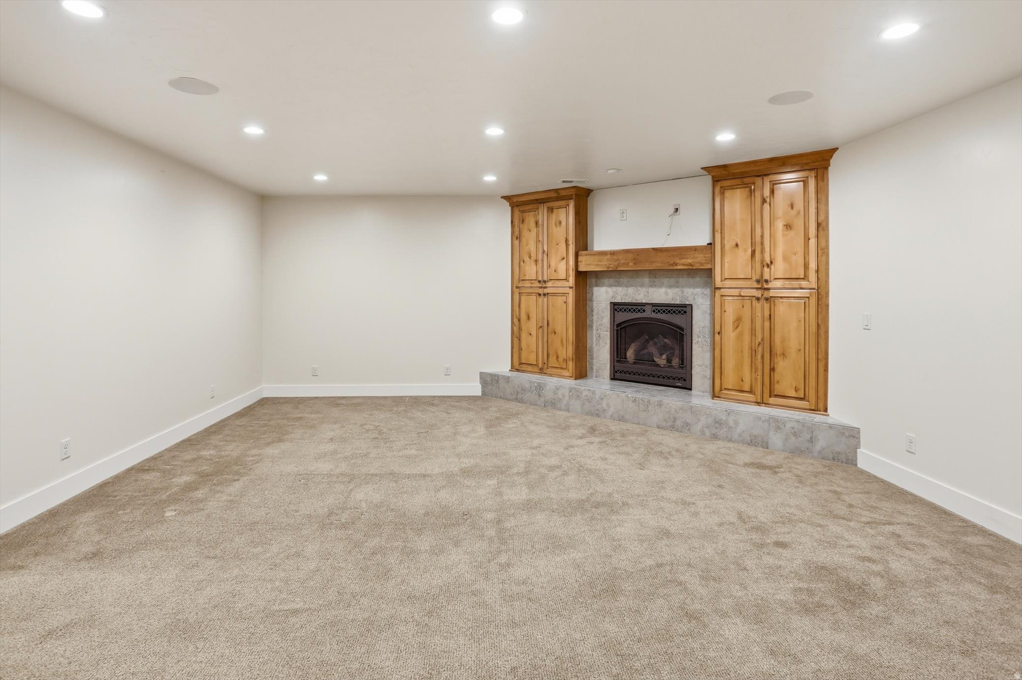 SHADOW BLUFF ESTATES - Residential