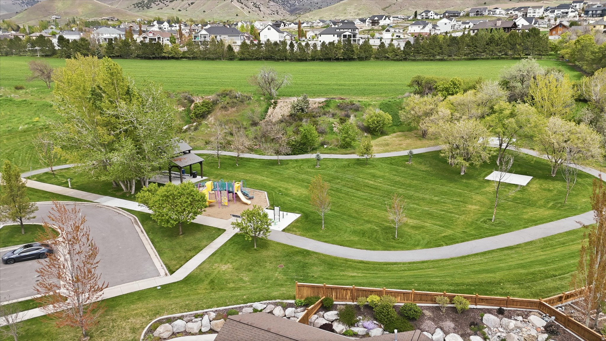 SHADOW BLUFF ESTATES - Residential