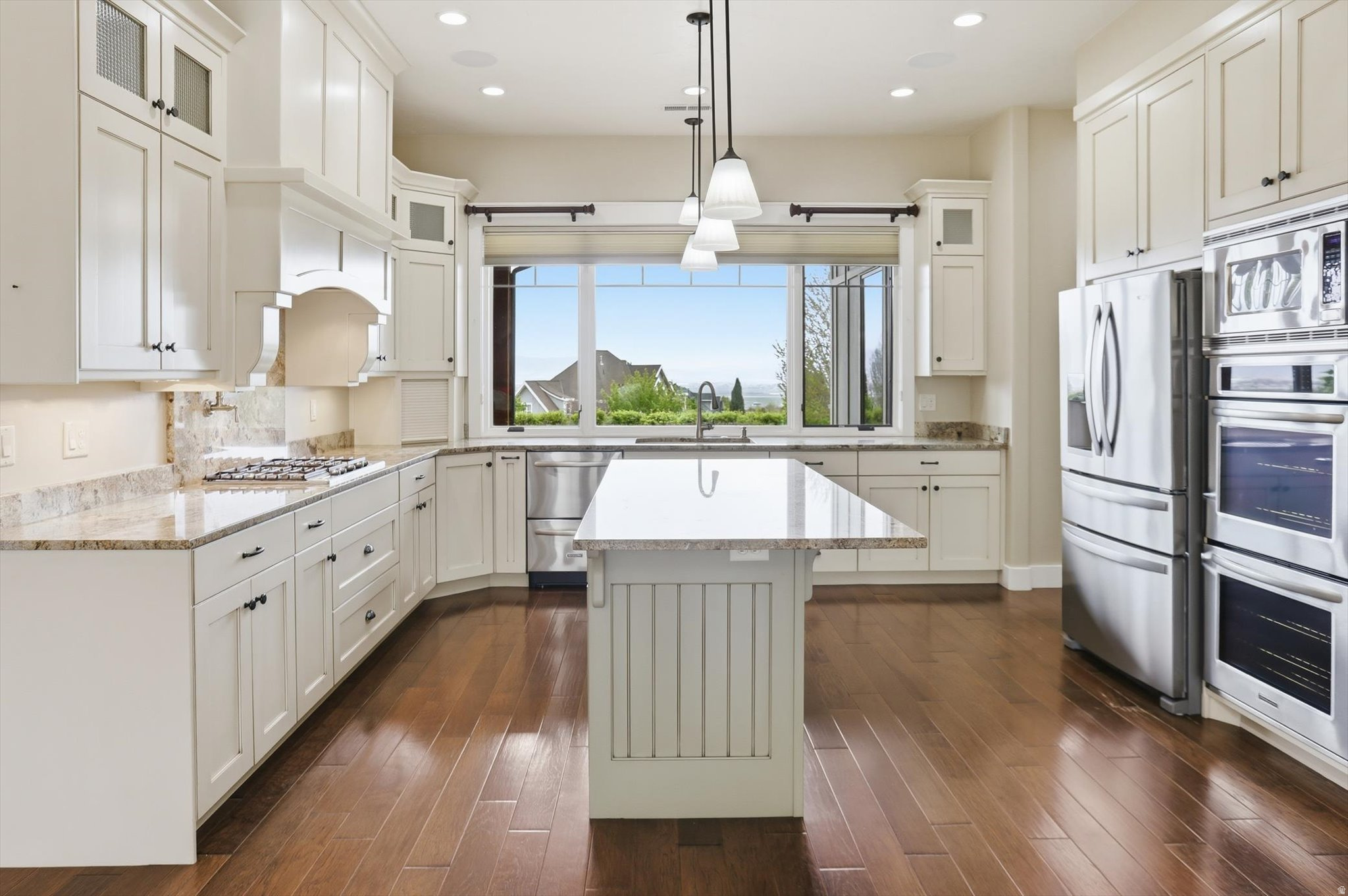 SHADOW BLUFF ESTATES - Residential