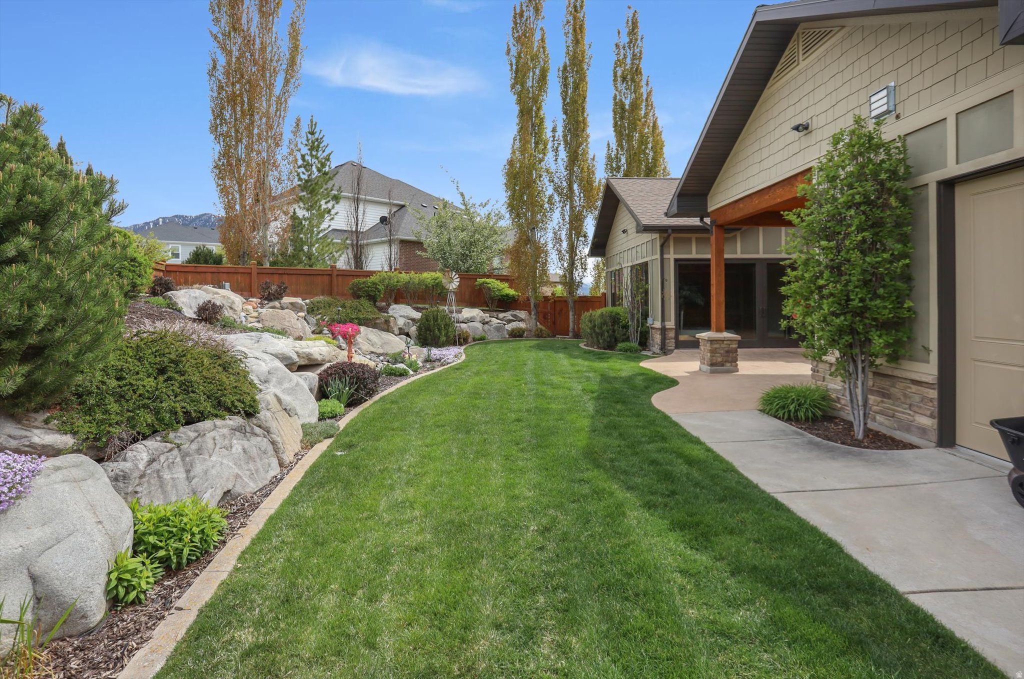 SHADOW BLUFF ESTATES - Residential