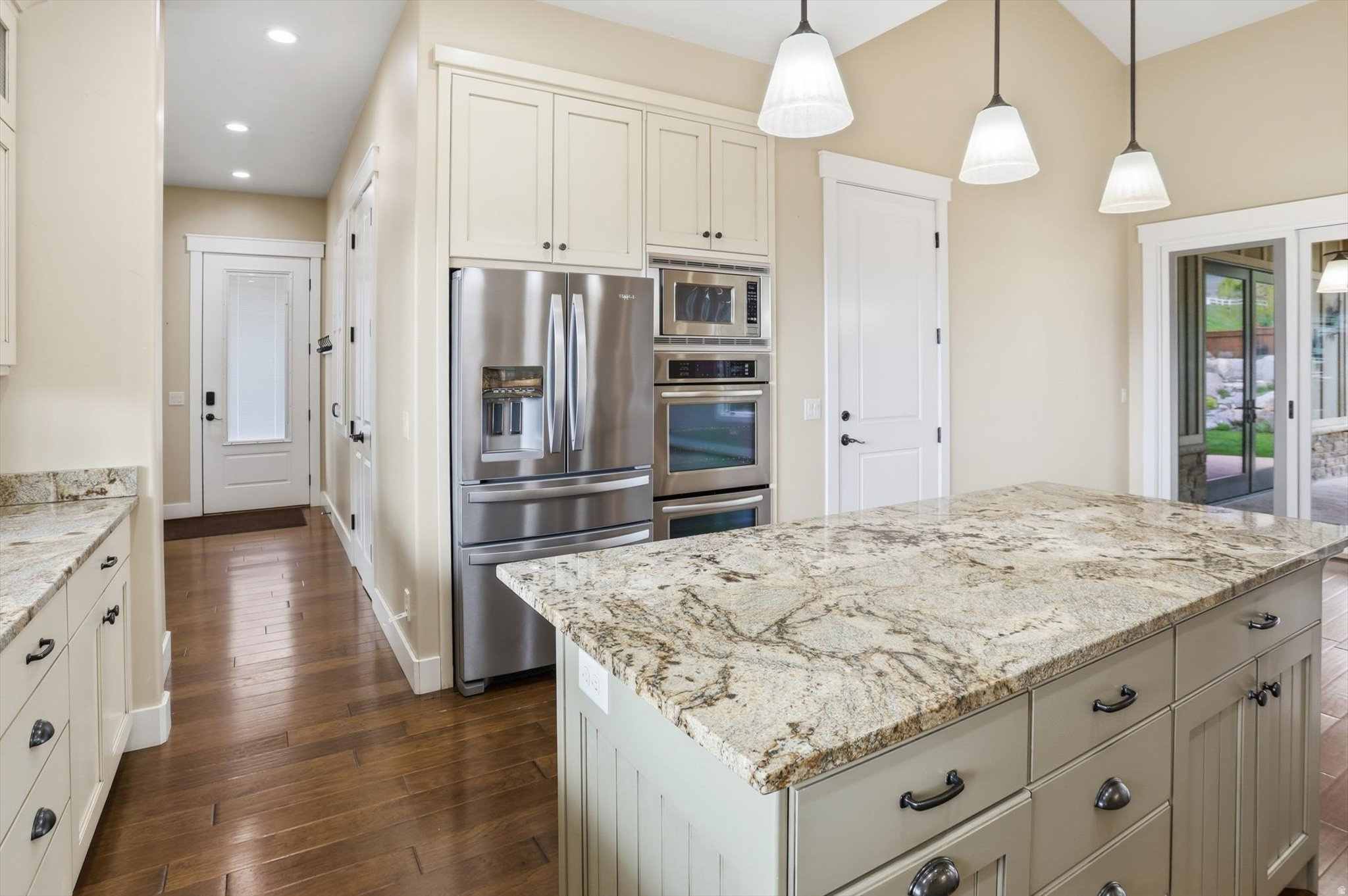 SHADOW BLUFF ESTATES - Residential