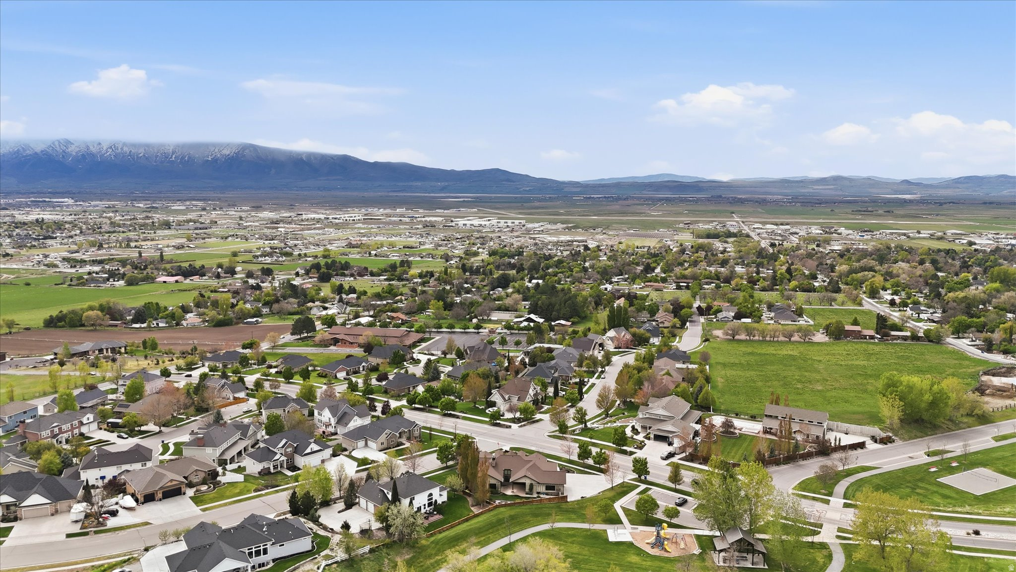 SHADOW BLUFF ESTATES - Residential