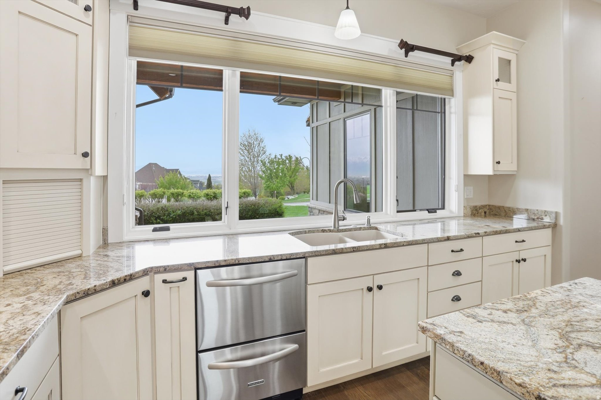 SHADOW BLUFF ESTATES - Residential