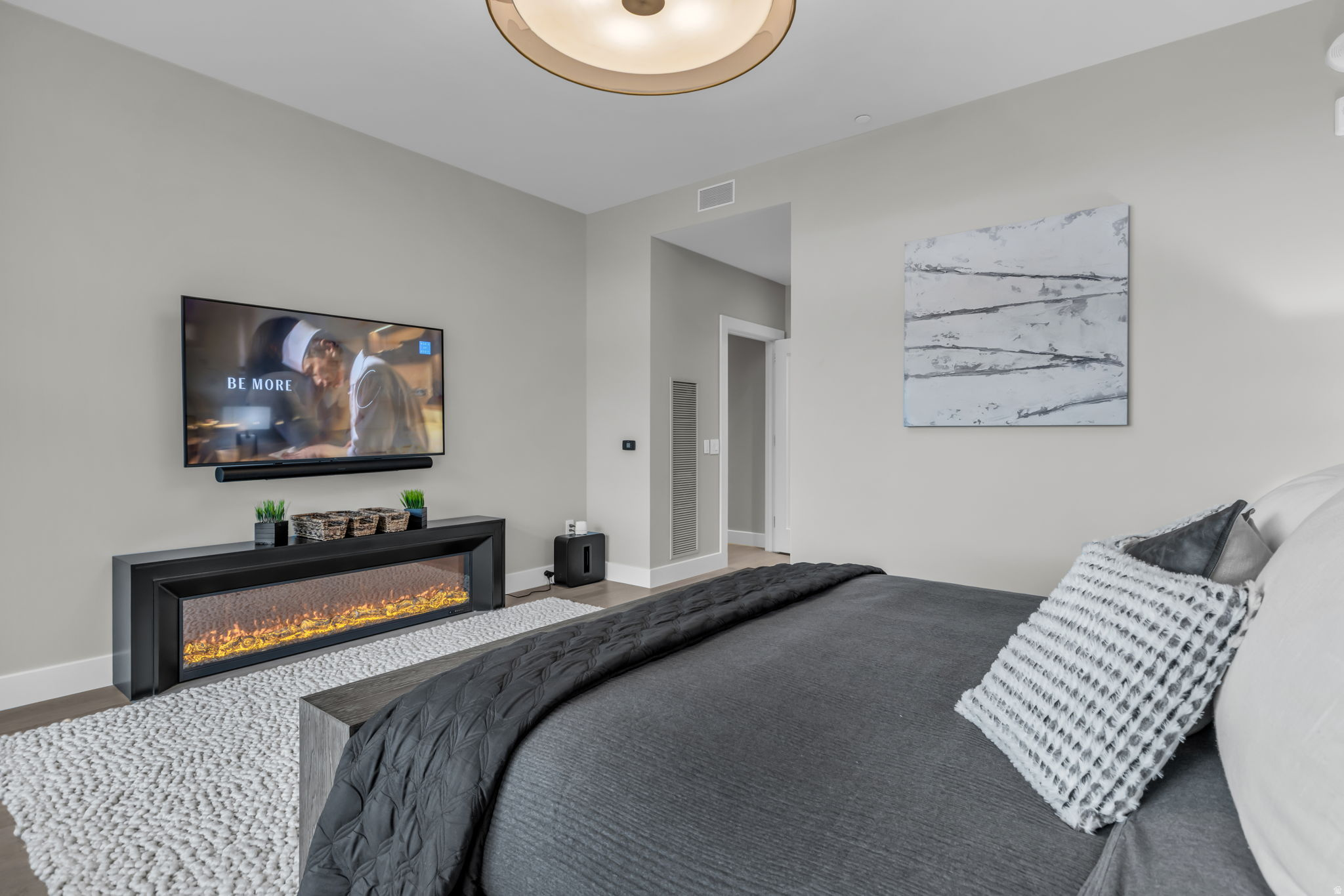 RESIDENCES AT THE GRAND HYATT - Residential