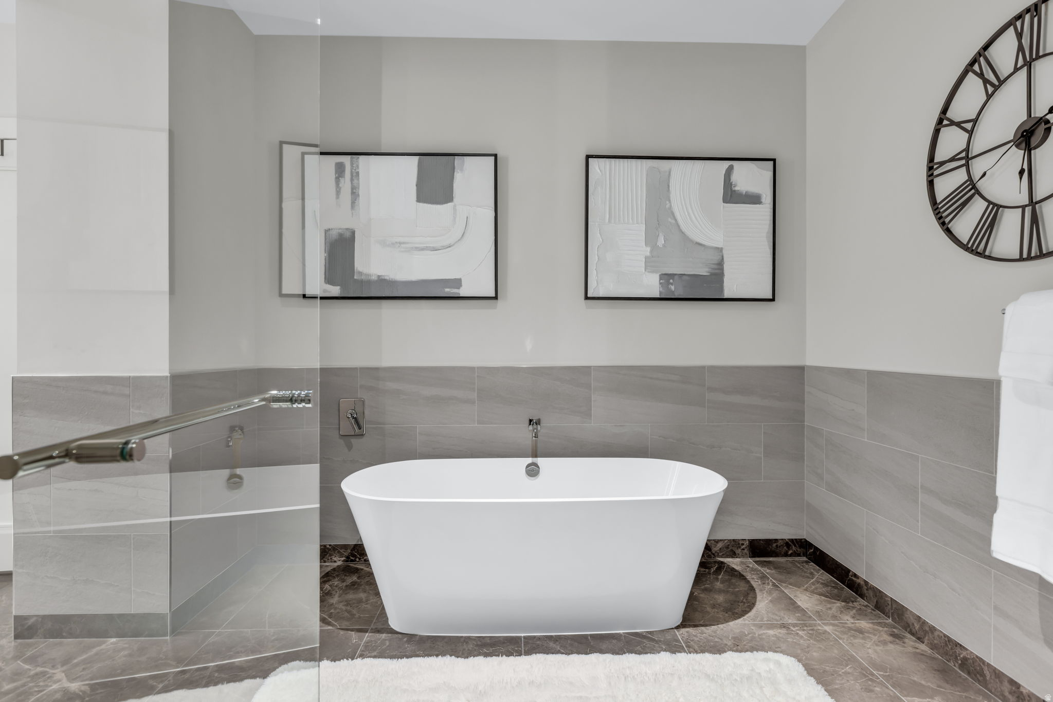 RESIDENCES AT THE GRAND HYATT - Residential