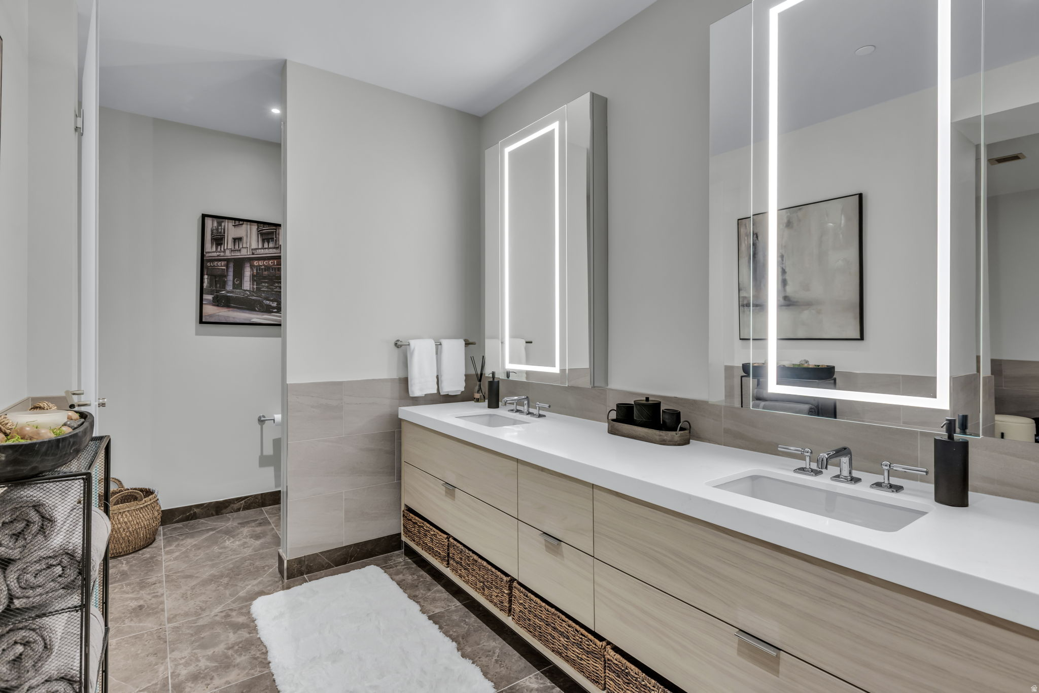 RESIDENCES AT THE GRAND HYATT - Residential