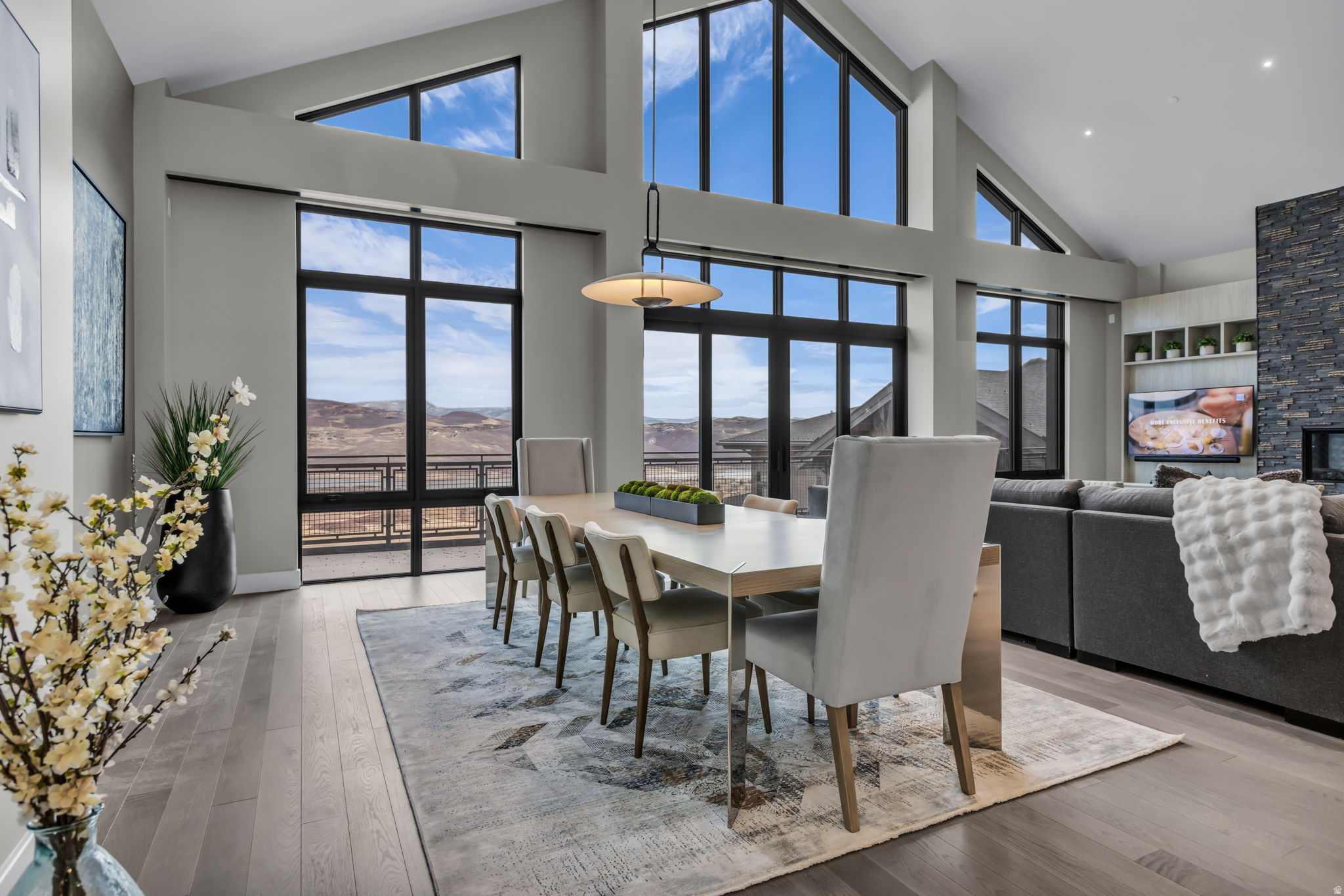 RESIDENCES AT THE GRAND HYATT - Residential