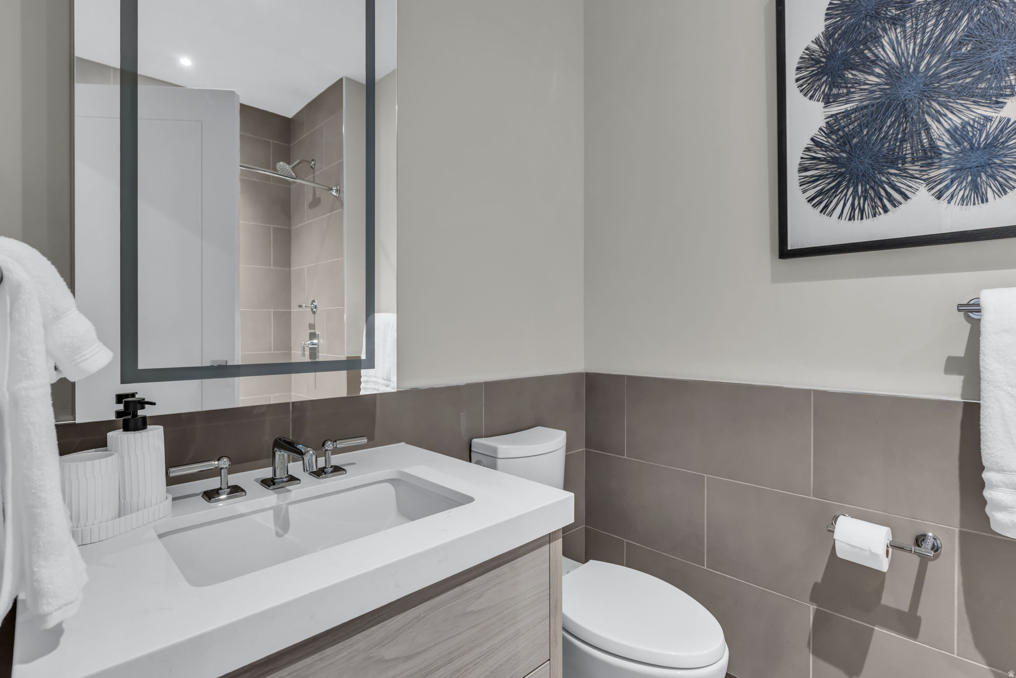 RESIDENCES AT THE GRAND HYATT - Residential