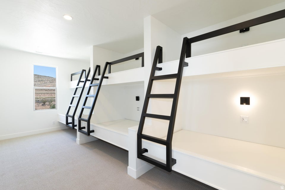 ATKINVILLE TOWNHOMES AT DESERT COLOR - Residential