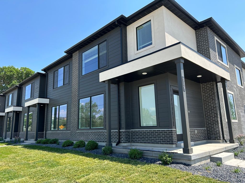 Photo of 906 S 320 E #192, Spanish Fork, UT 84660 (MLS # 2130400)