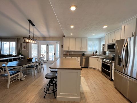 Tiny photo for 1248 S ALPINE DR, Saratoga Springs, UT 84045 (MLS # 2140131)