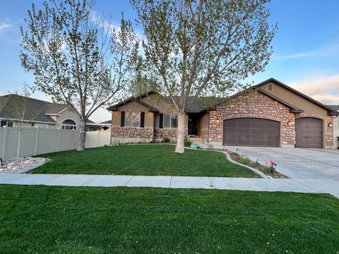 Tiny photo for 1248 S ALPINE DR, Saratoga Springs, UT 84045 (MLS # 2140131)
