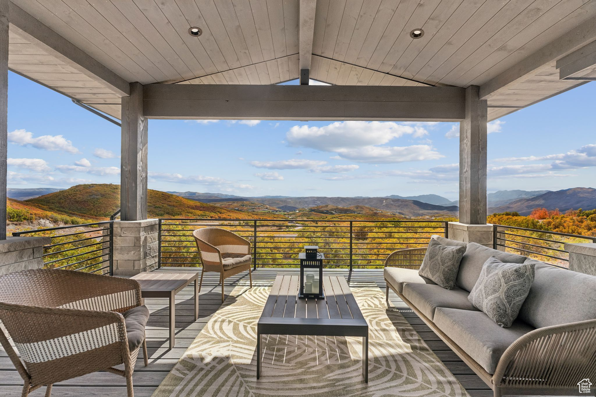 GOLDEN EAGLE - Residential