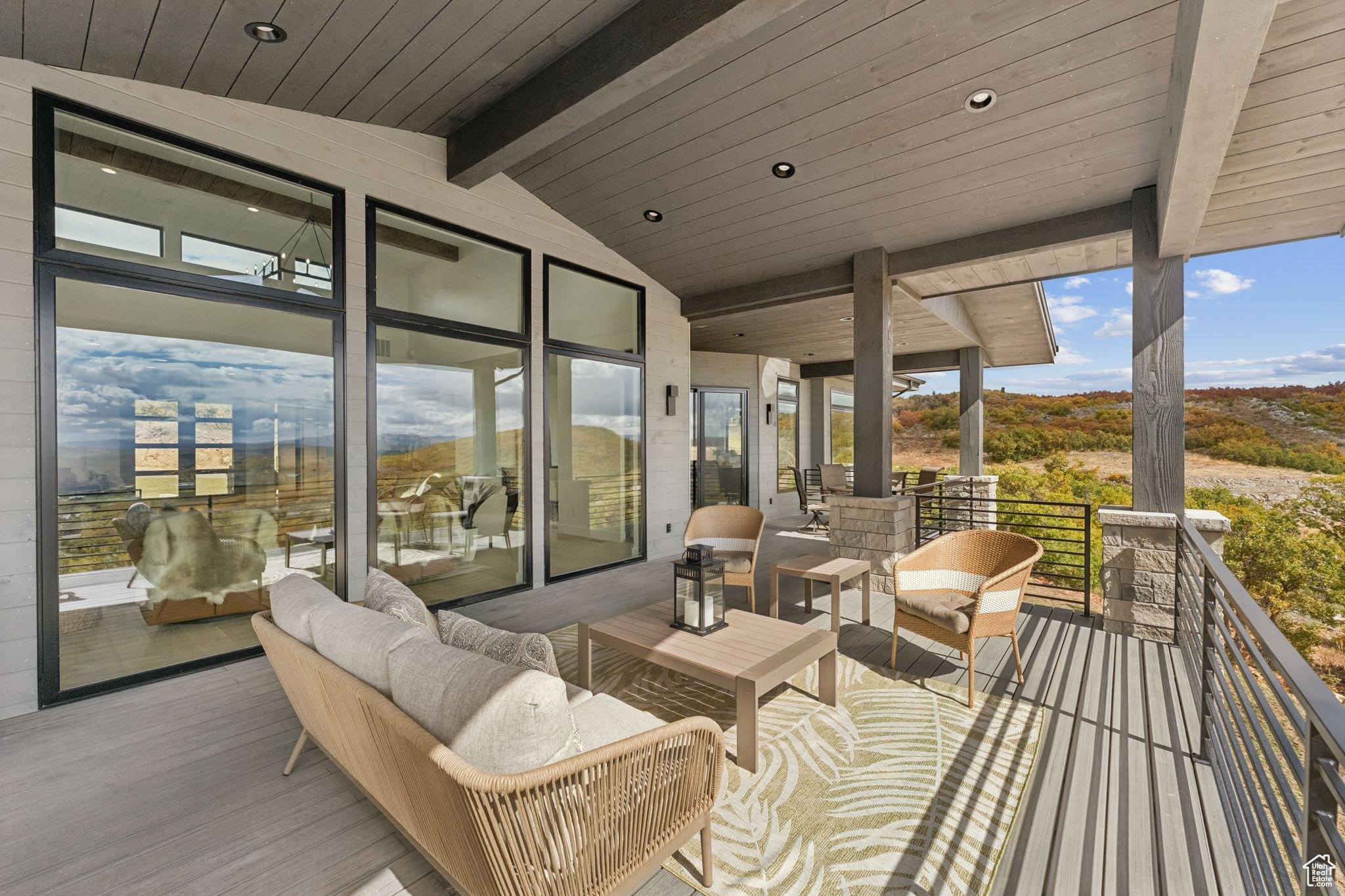 GOLDEN EAGLE - Residential