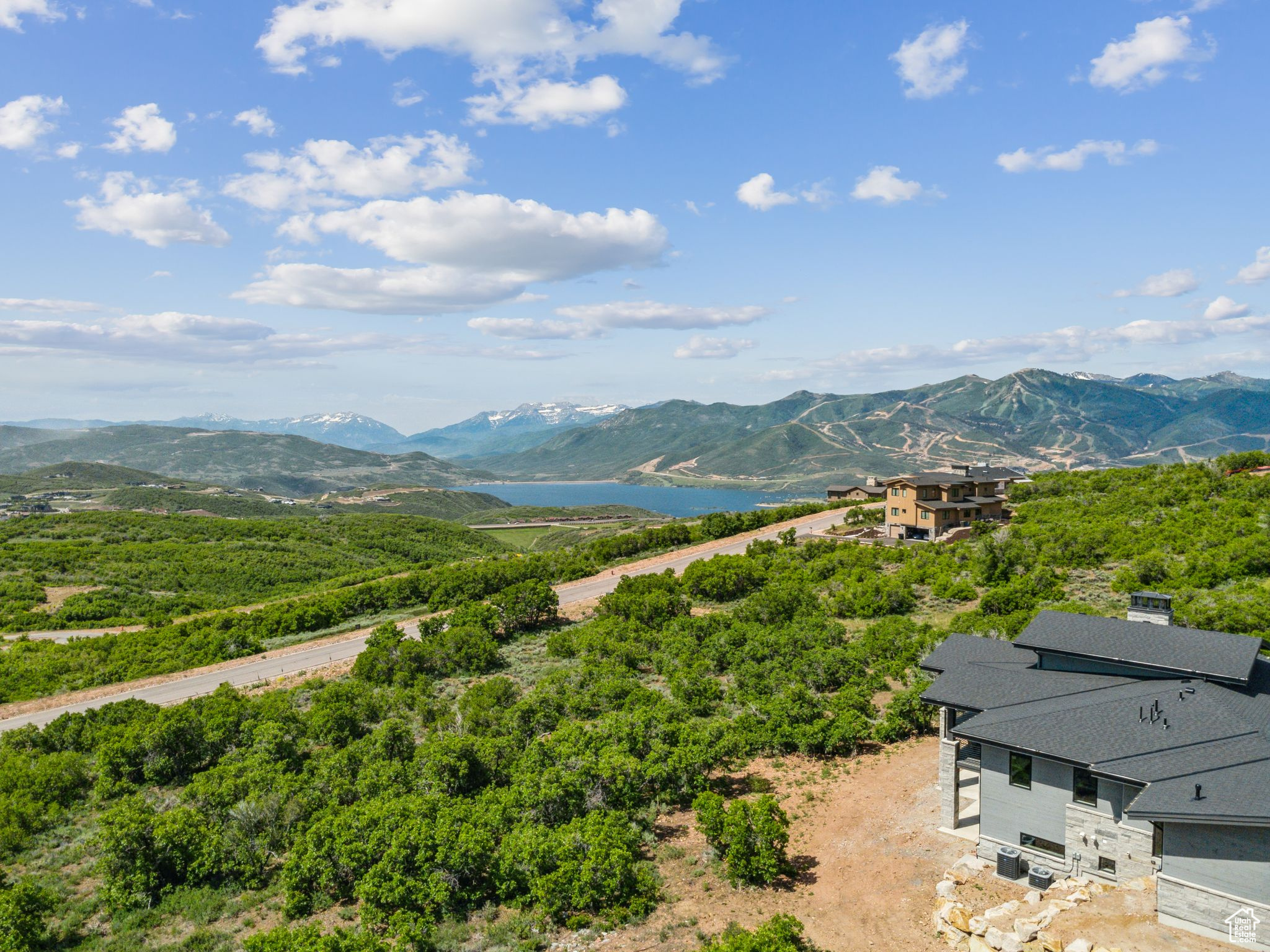 GOLDEN EAGLE - Residential