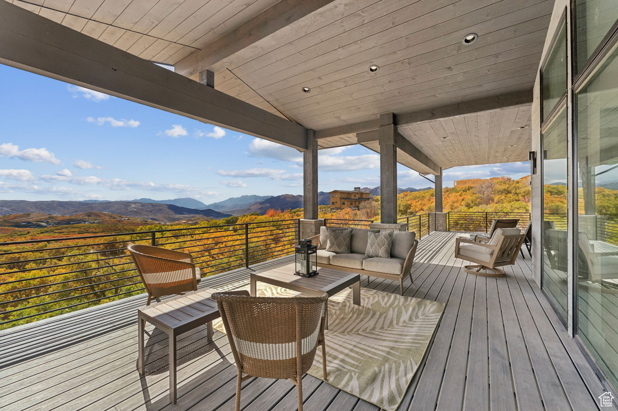 GOLDEN EAGLE - Residential