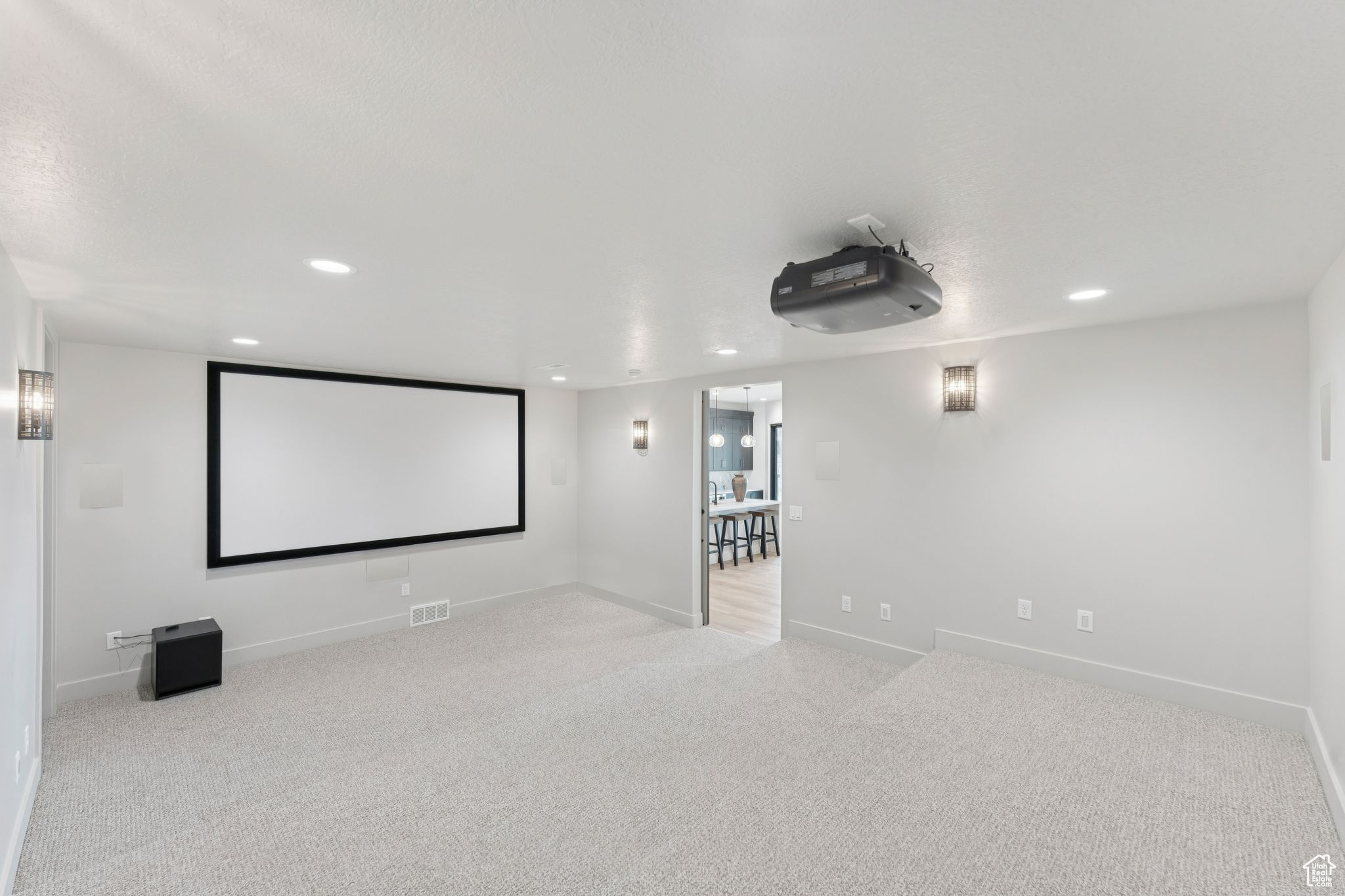 GOLDEN EAGLE - Residential