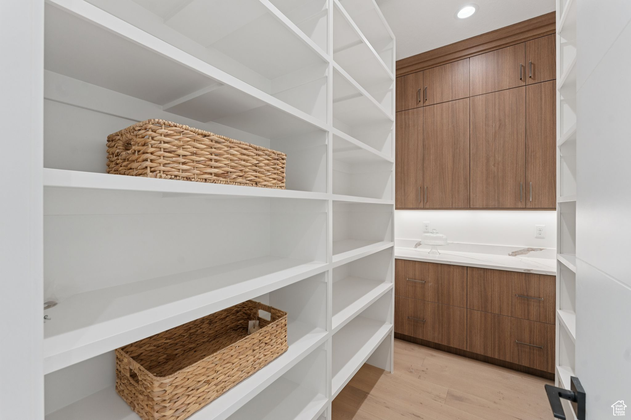 GOLDEN EAGLE - Residential