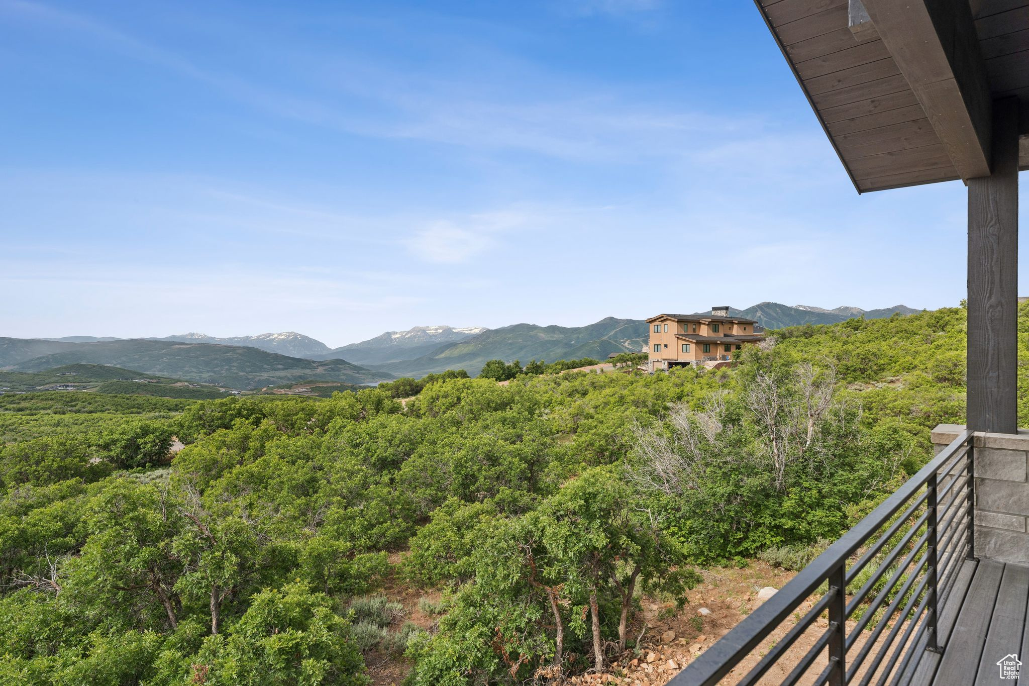 GOLDEN EAGLE - Residential