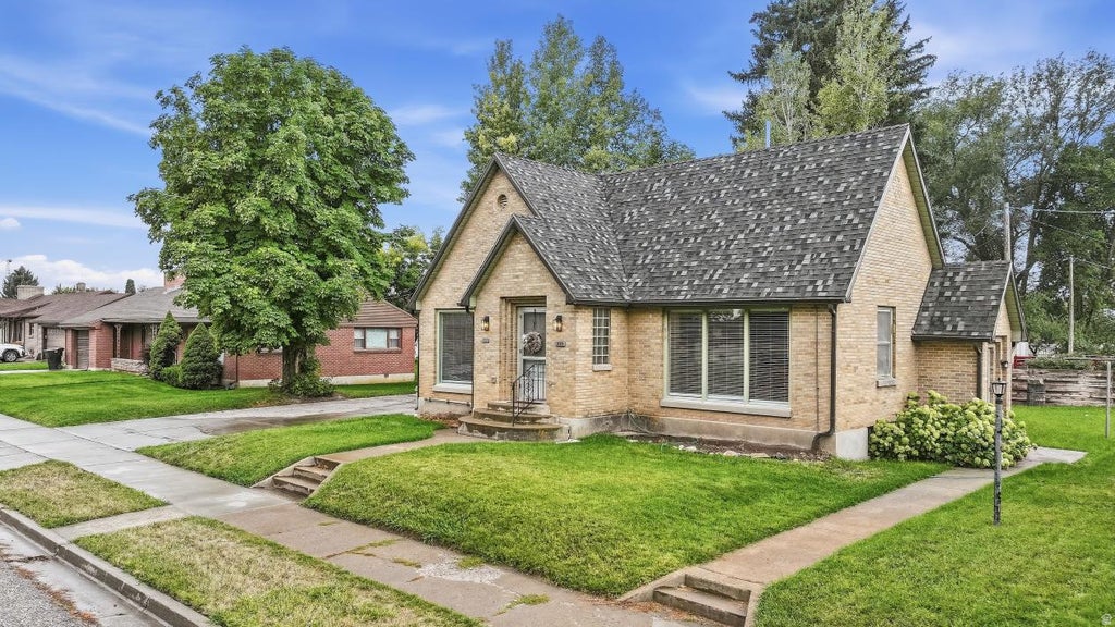 Photo of 216 S 3RD E E, Preston, ID 83263 (MLS # 2187003)