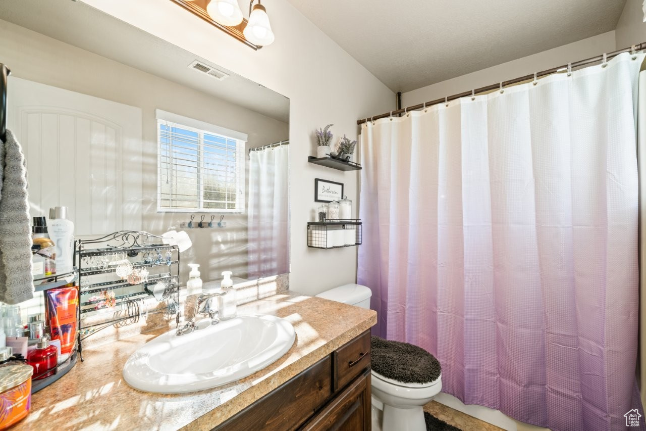 CAMELOT COVE - Residential