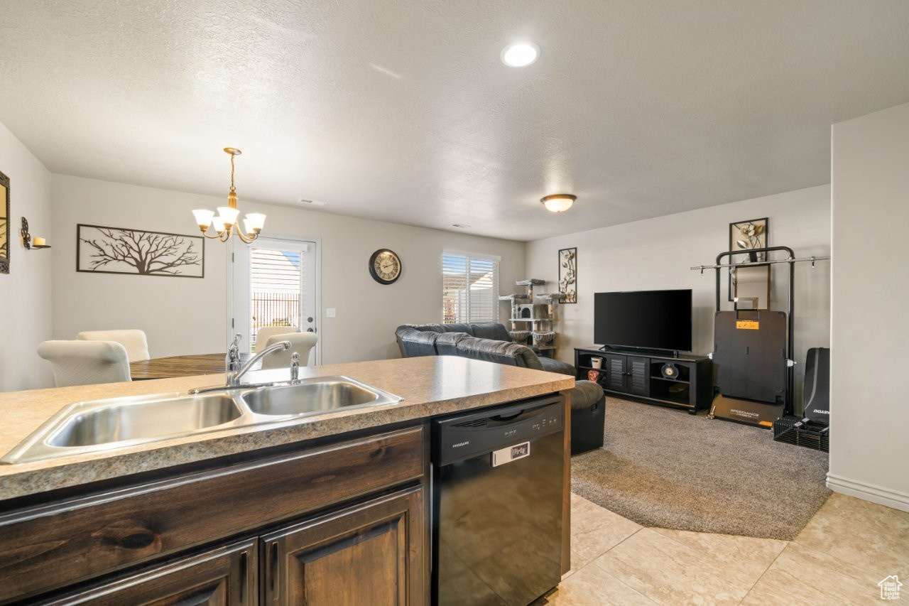 CAMELOT COVE - Residential