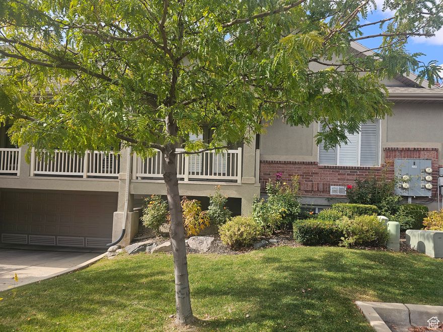 MOVE IN READY.  Fantastic location.  Peaceful neighborhood at the end of the cul de sac and steps to the Murdock Trail.  This Cedar Hills home is well maintained.  Upgraded carpet pad and stainless steel appliances with custom back splash.  Open concept.  Owners suite is large with WIC, and bath with a jetted tub and separate shower.  Basement has large family room, full bath and bedroom with WIC and lots of storage.  Two car garage parking.  Great location close to top rated schools, shopping and freeway and Harvey park with pickleball and tennis courts and playground and picnic area.  The relaxing balcony area is the only one in this development that has the views of the mountains and trails.