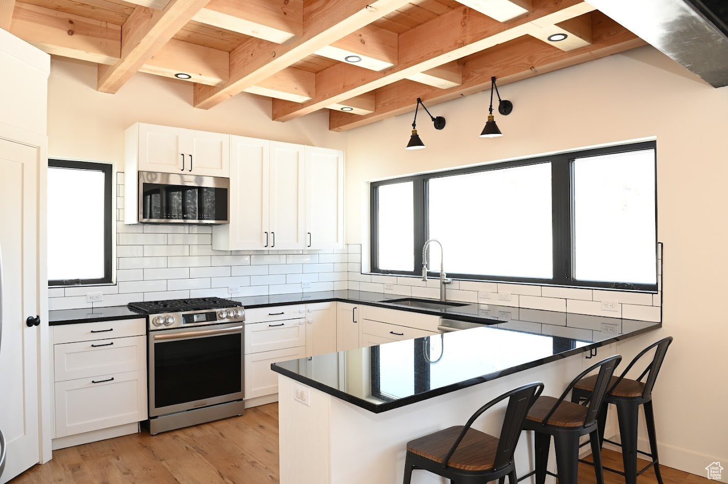 PINE MEADOW RANCH - Residential