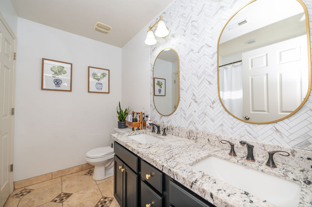 FARMINGTON GREENS - Residential