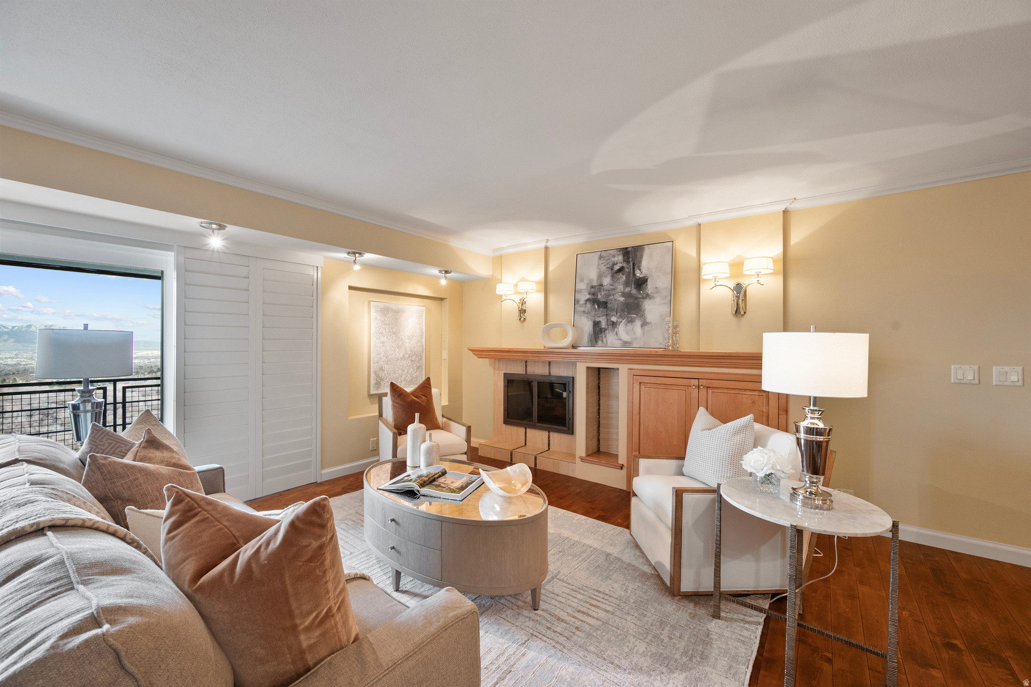 OAK CREST GARDENS - Residential