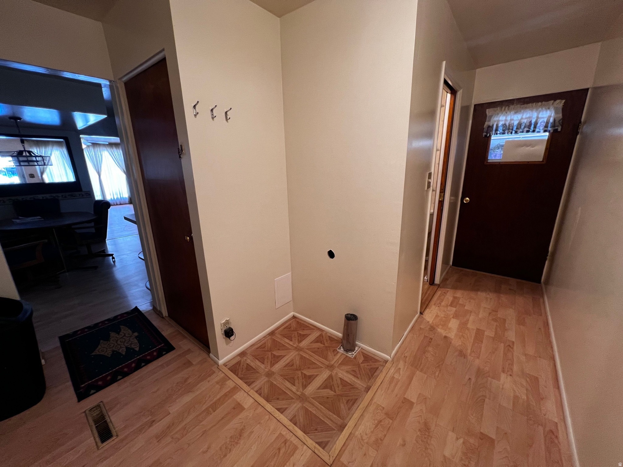 PRATTS SURVEY OF WEL - Residential