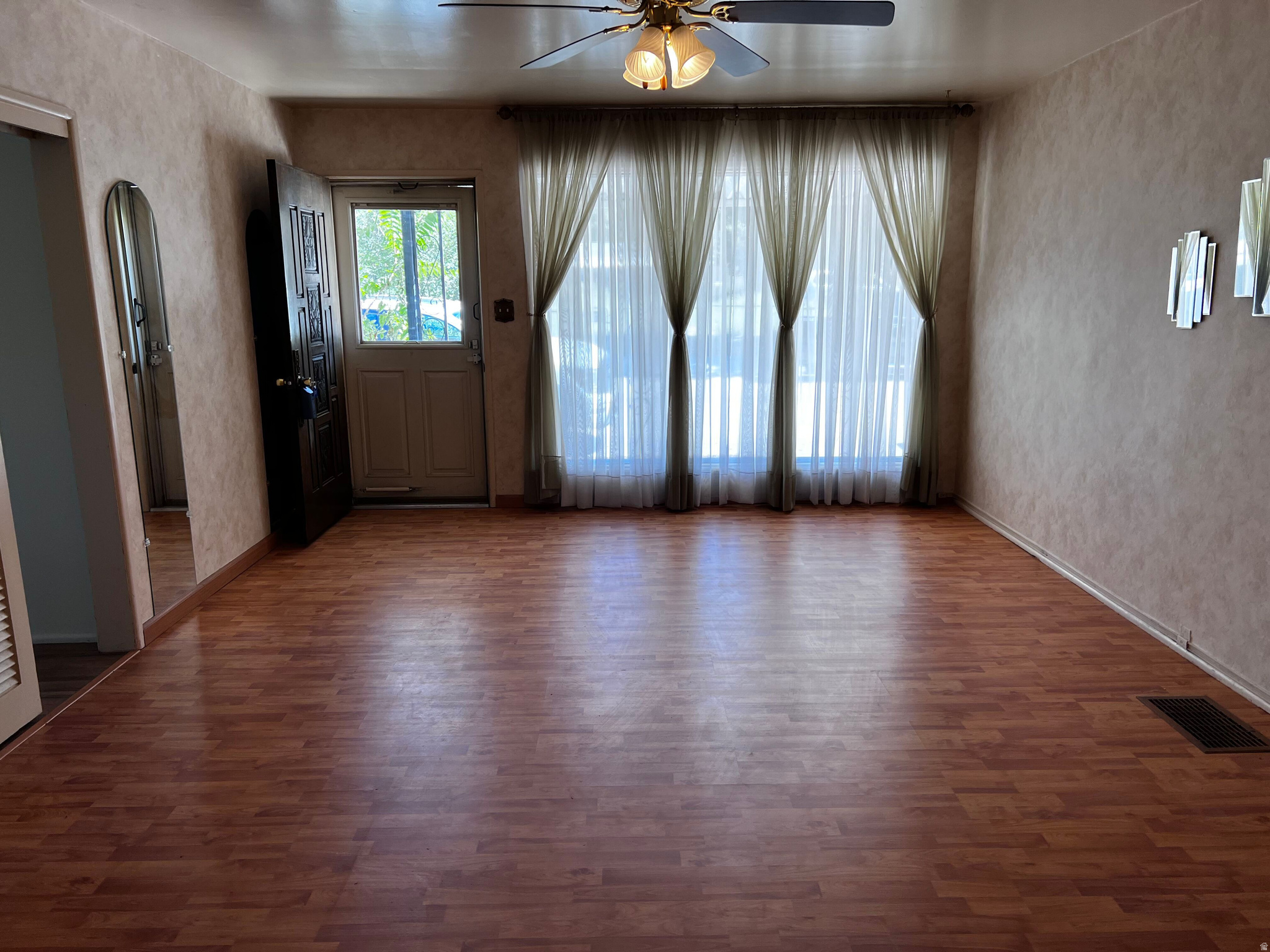 PRATTS SURVEY OF WEL - Residential