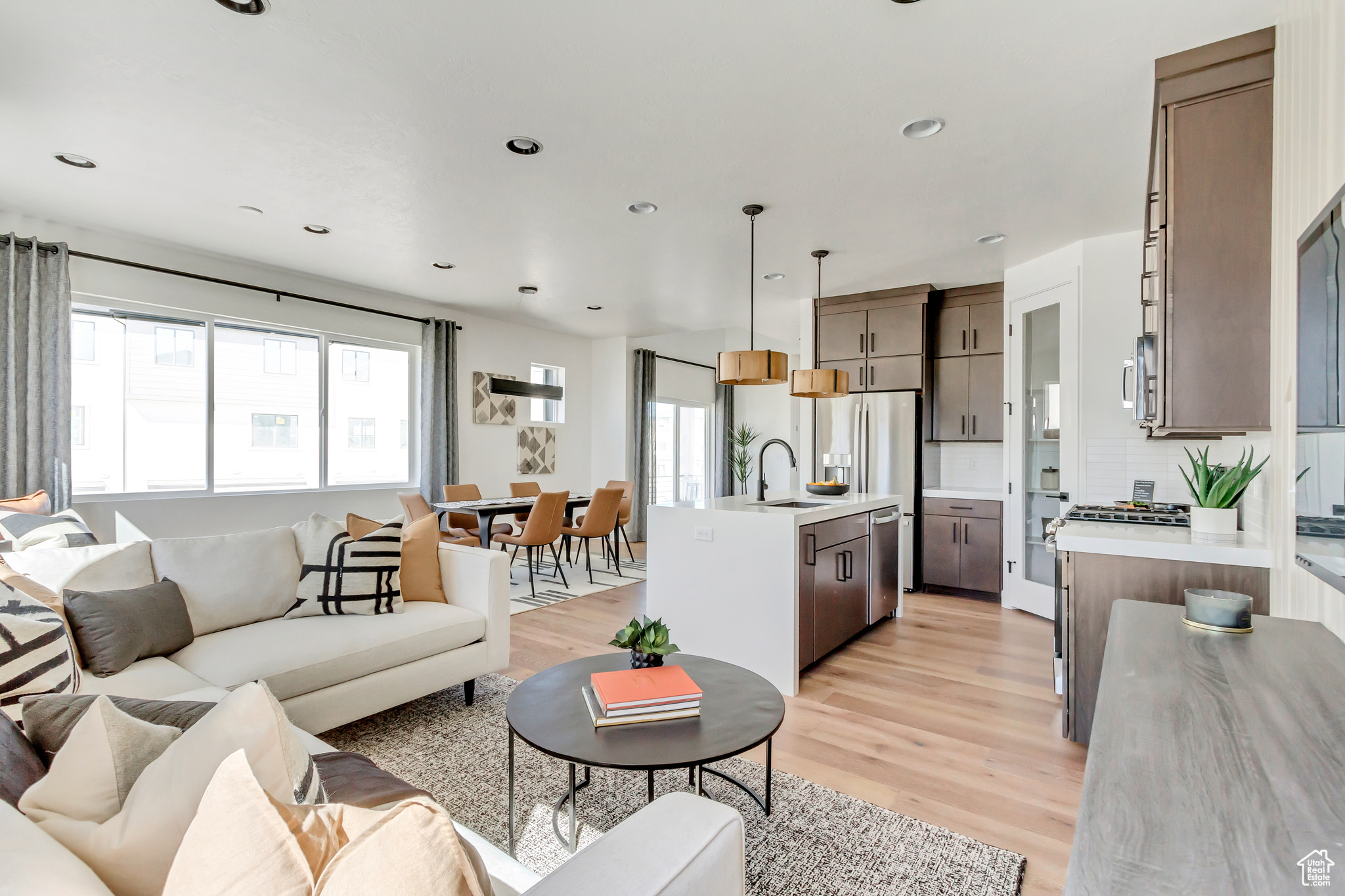 HARMONY PLACE - Residential