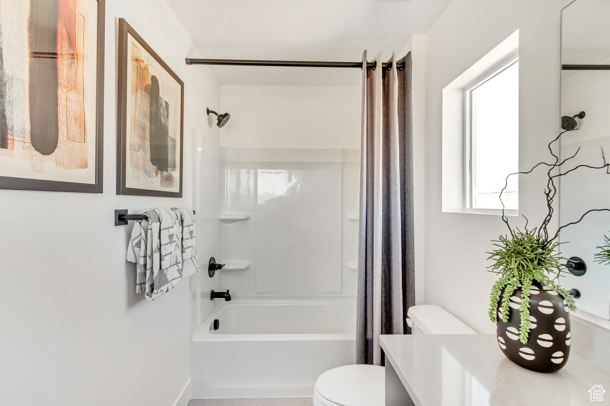 HARMONY PLACE - Residential