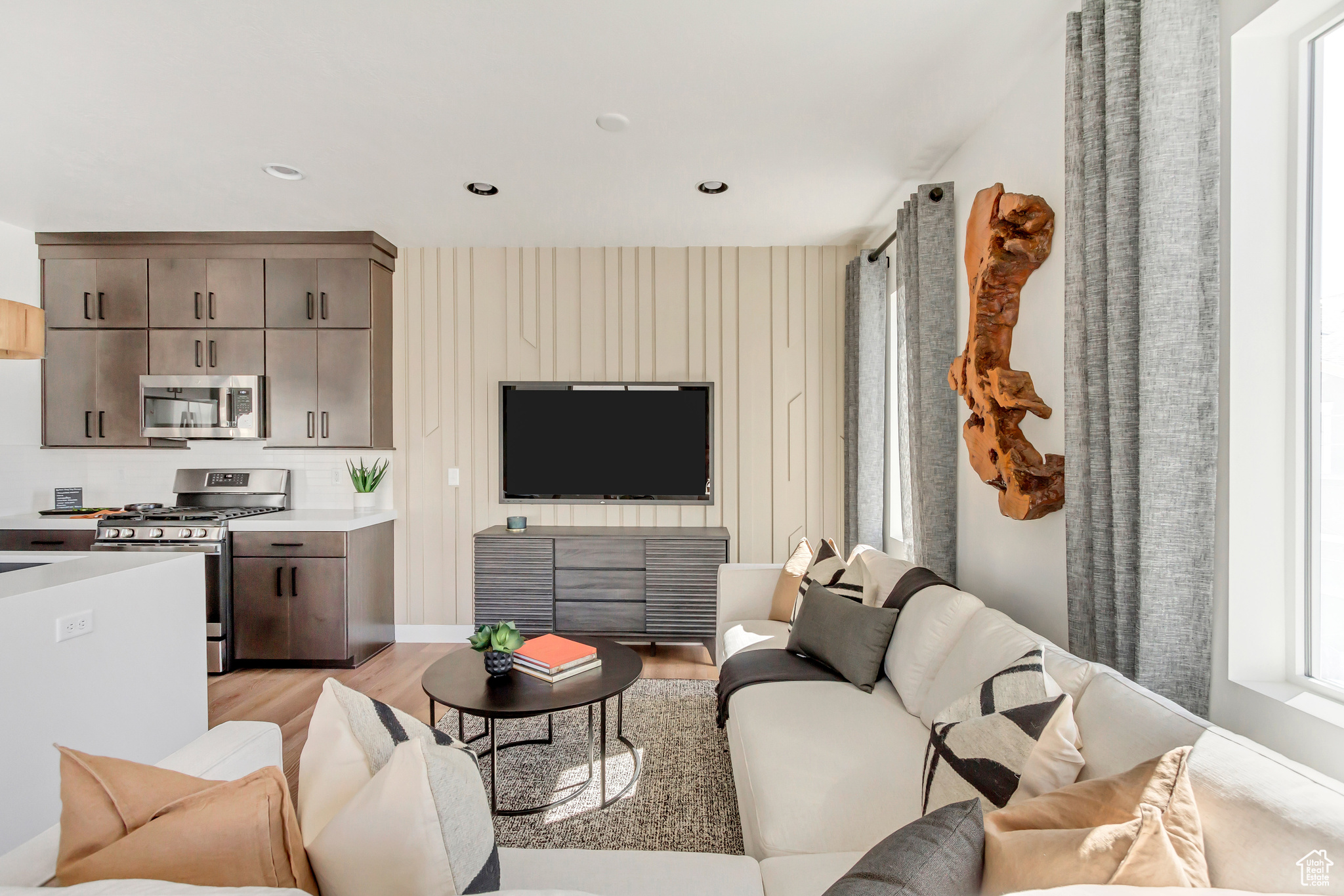 HARMONY PLACE - Residential