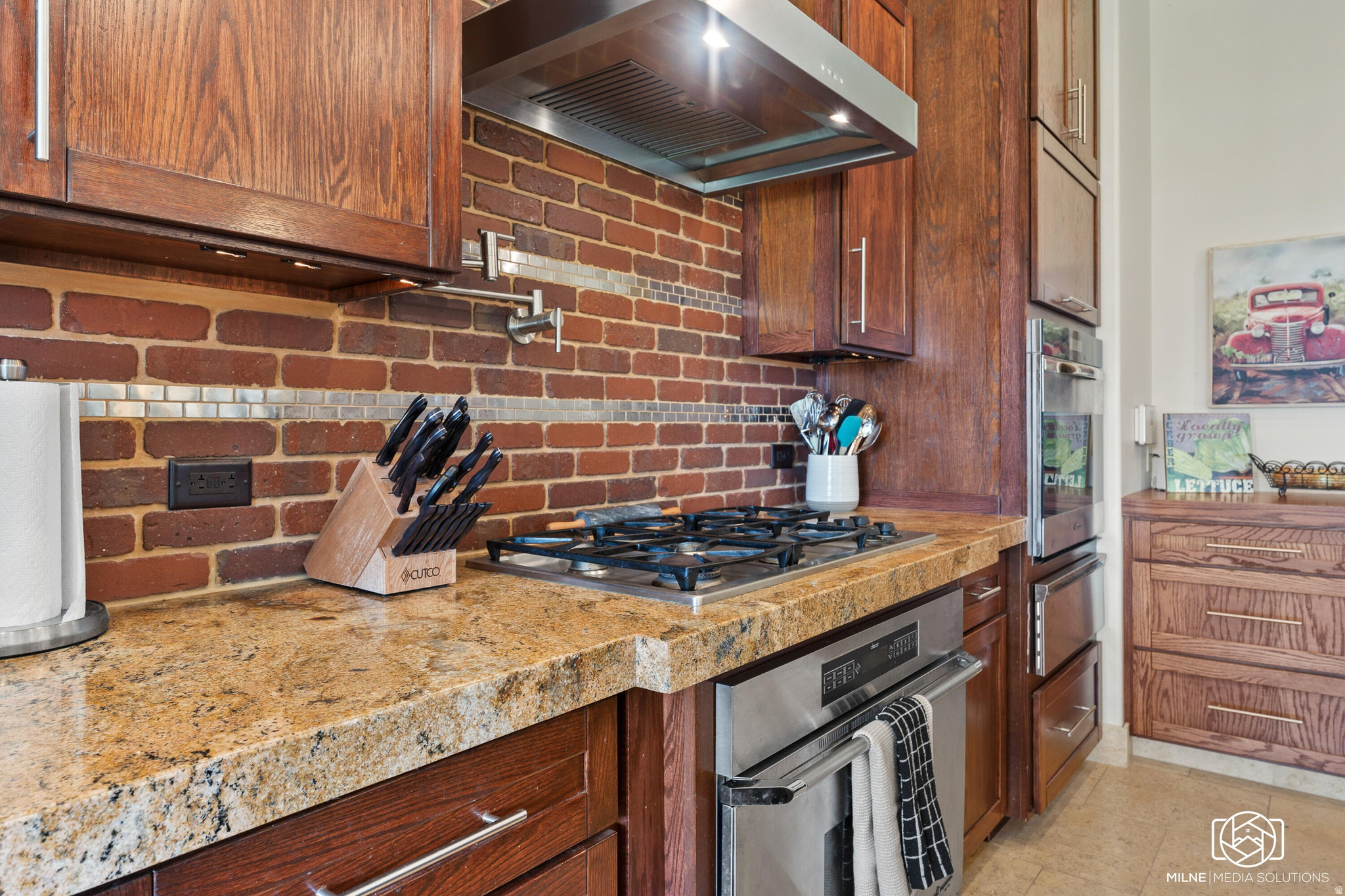 EQUESTRIAN POINTE SUBDIVISION - Residential