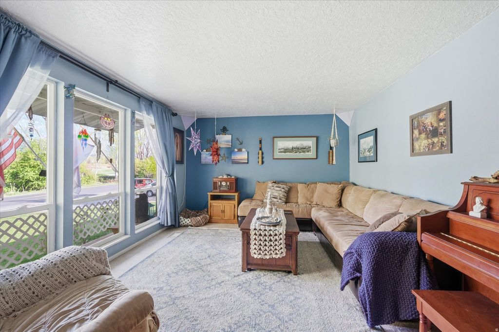 Photo of 1095 PARK AVE, Logan, UT 84321 (MLS # 2150834)