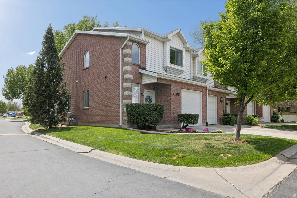 PEREGRINE POINTE CON - Residential