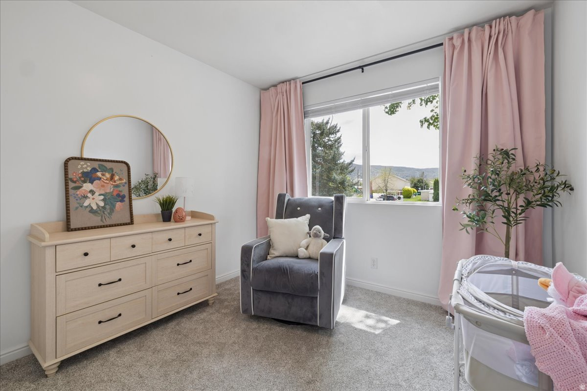 PEREGRINE POINTE CON - Residential