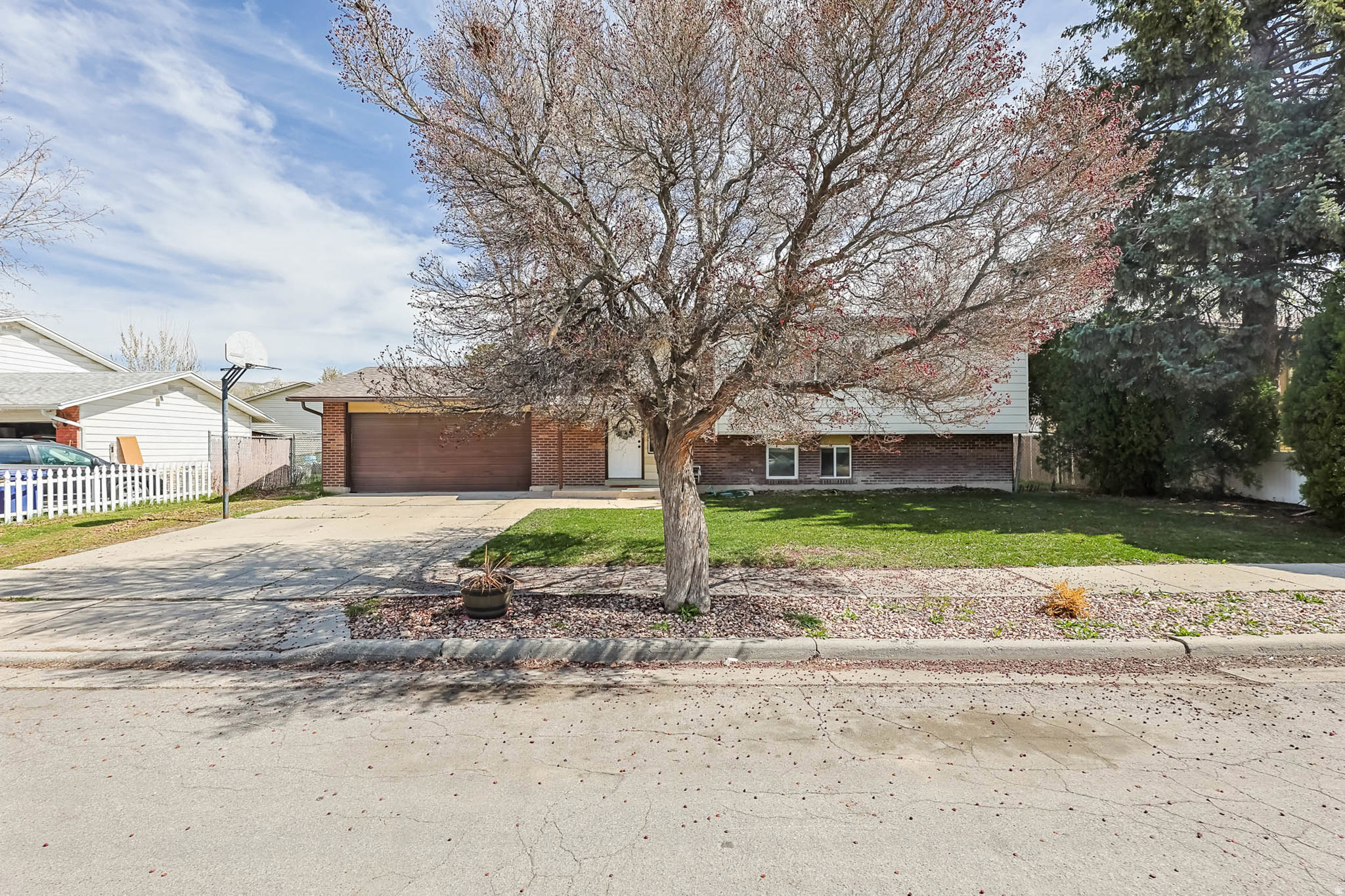 MORTON MEADOWS - Residential