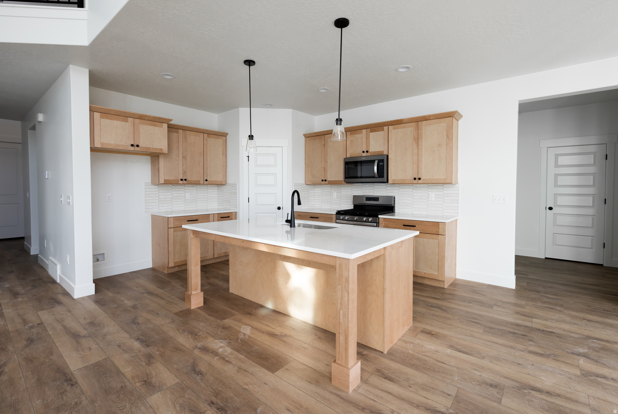 MT. RAINIER - Residential