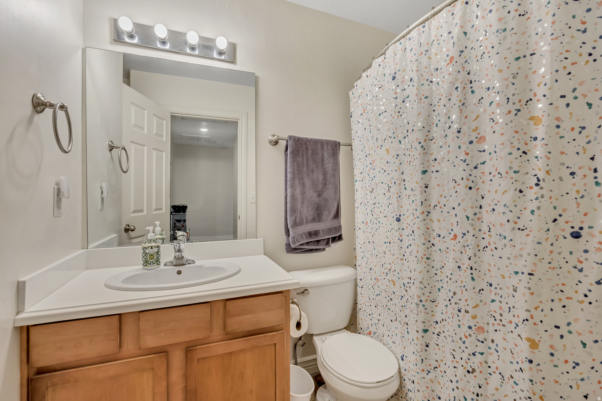 SARATOGA CHASE - Residential