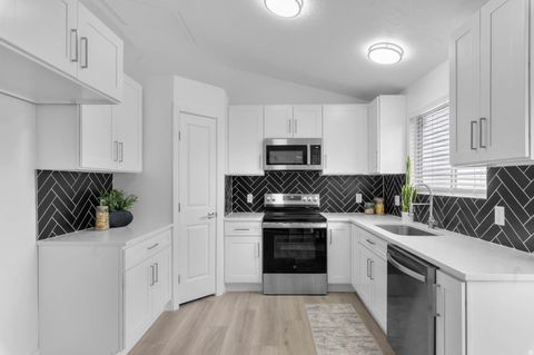 Tiny photo for 3496 W SAN MARCOS CIR, West Valley City, UT 84119 (MLS # 2151556)