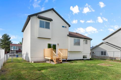 Tiny photo for 3496 W SAN MARCOS CIR, West Valley City, UT 84119 (MLS # 2151556)