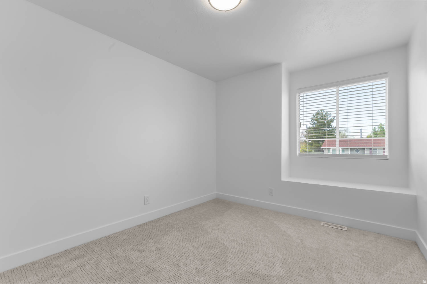 DELMAR DOWNS - Residential