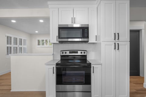 Tiny photo for 1569 E LANEBROOK CIR S, Salt Lake City, UT 84124 (MLS # 2166870)