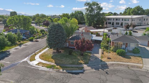 Tiny photo for 1569 E LANEBROOK CIR S, Salt Lake City, UT 84124 (MLS # 2166870)