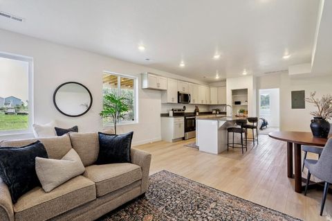 Tiny photo for 6072 W RAVEN ROOST DR #206, Herriman, UT 84096 (MLS # 2134122)