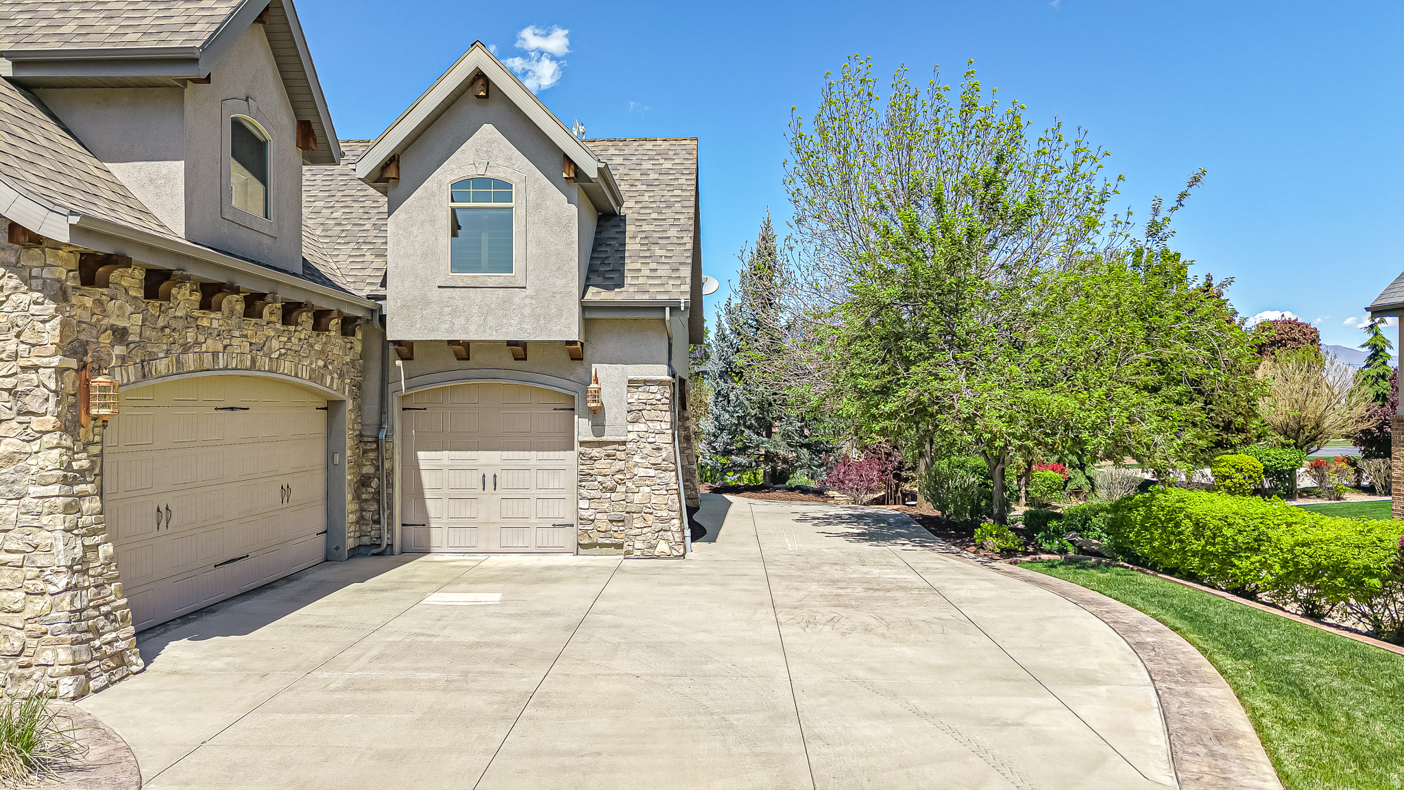 HARVEST RIDGE - Residential