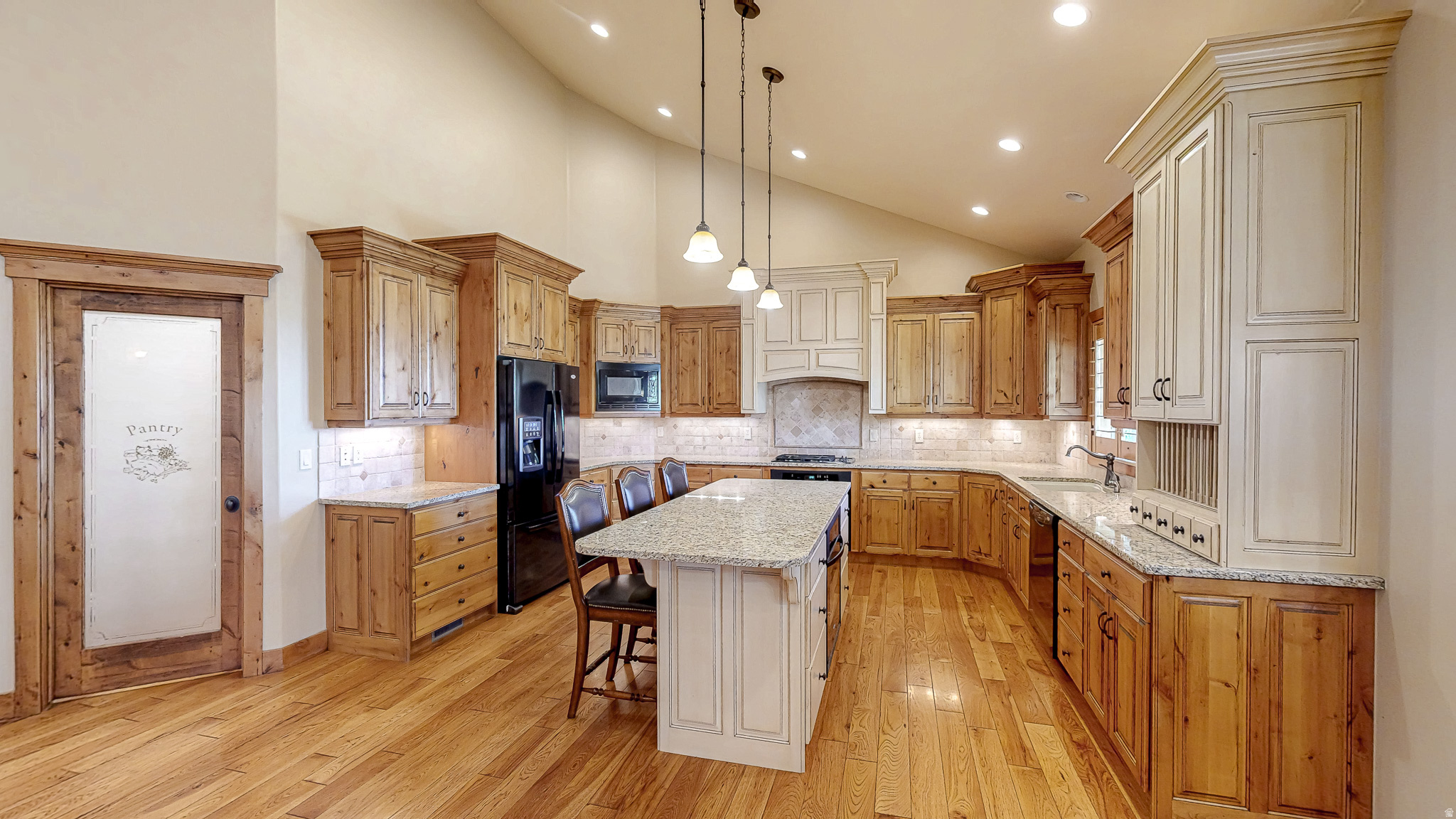 HARVEST RIDGE - Residential